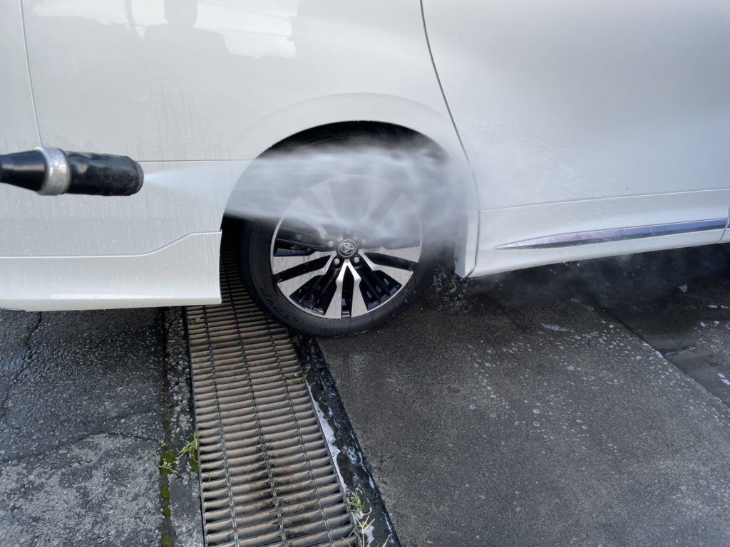 初心者必見】近くのコイン洗車場の探し方と利用方法まで徹底解説! | Chemical＆Wash