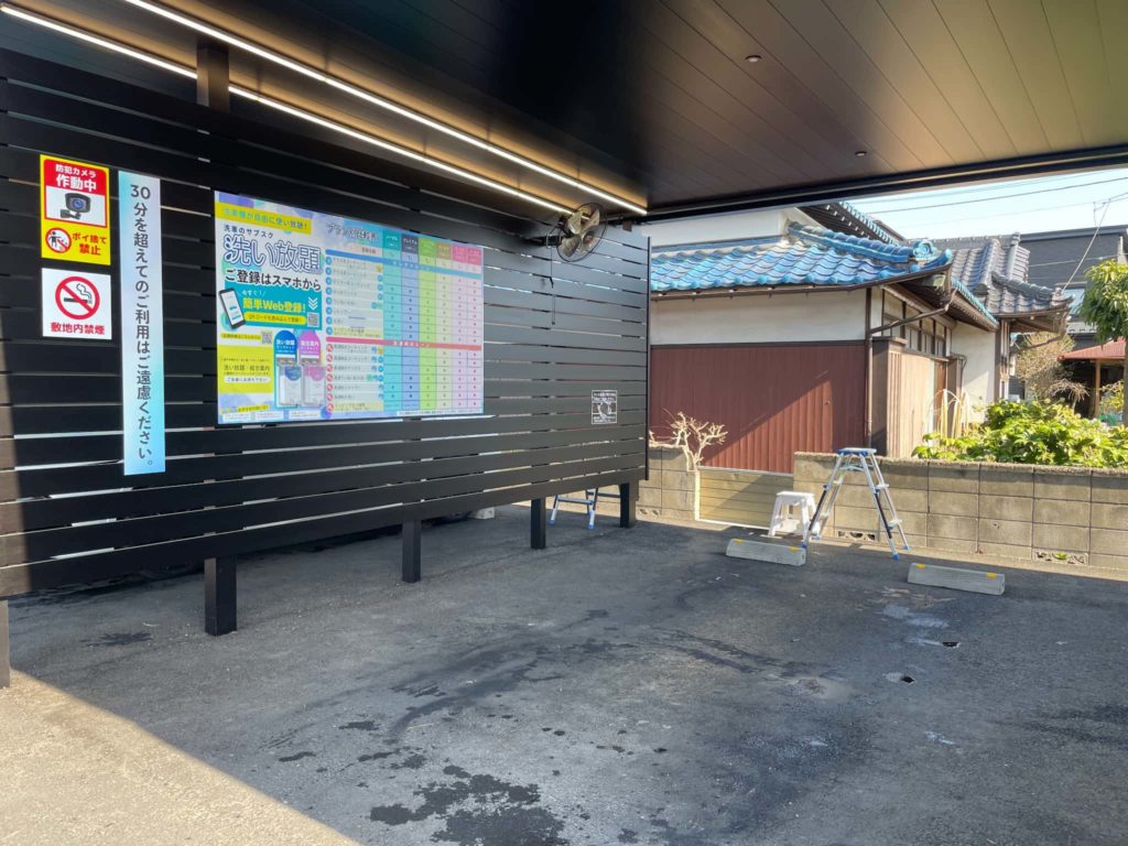 洗車後の拭き上げスペース各個人用のスペース5台分