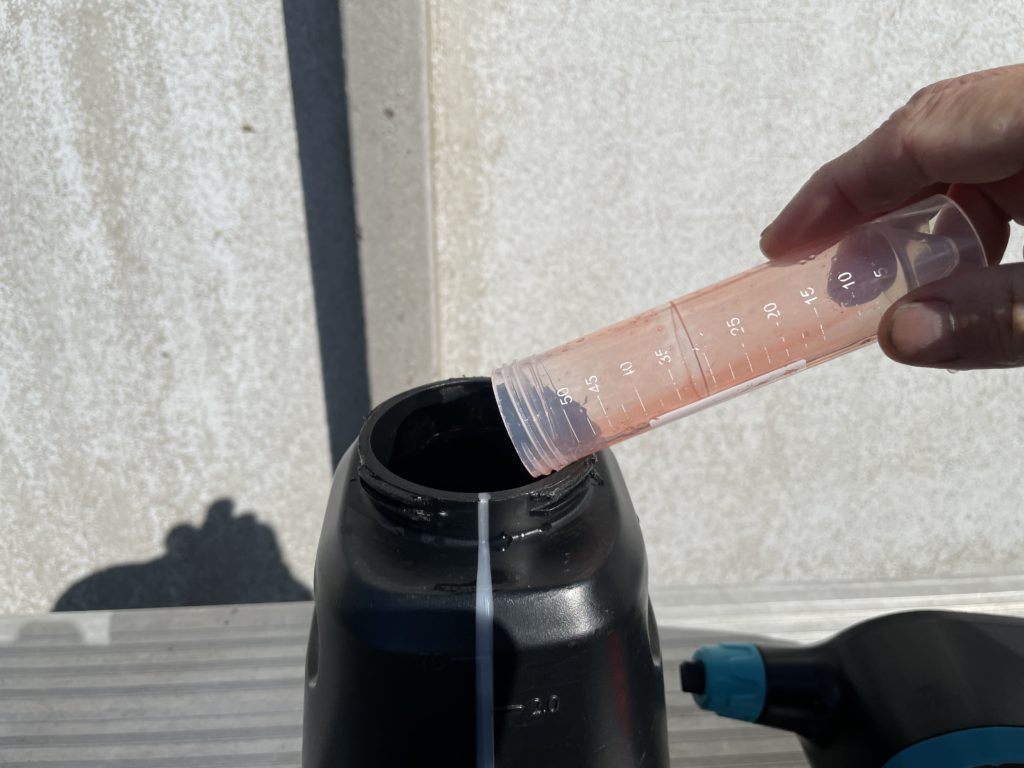 LUFTをフォームガンを入れる画像